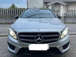 Grigio Usata 2016 Mercedes GLA200 Premium SUV | 18.700 € (Buon prezzo)