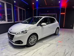 Bianco Usata 2018 Peugeot 208 Allure Due volumi | 9999 €