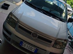 Grigio Usata 2010 Fiat Panda Due volumi | 4000 € (Buon prezzo)