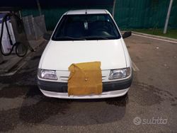 Bianco Usata 1999 Citroën Saxo Due volumi | 1000 €