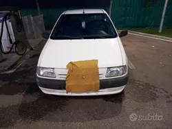 Usata 1999 Citroën Saxo Due volumi | 1000 €
