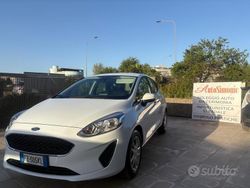 Bianco Usata 2019 Ford Fiesta Due volumi | 9900 € (Buon prezzo)