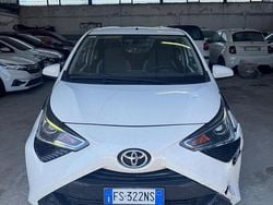 Bianco Usata 2018 Toyota Aygo Business Edition Due volumi | 5500 € (Super prezzo)