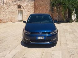 Blu Usata 2011 VW Polo Highline Tre volumi | 6300 € (Buon prezzo)