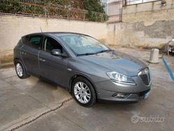 Grigio Usata 2009 Lancia Delta Due volumi | 3300 € (Buon prezzo)