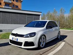 Bianco Usata 2011 VW Golf VI R Tre volumi | 17.500 €