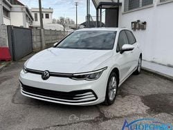 Other Usata 2021 VW Golf Life Tre volumi | 19.300 € (Buon prezzo)