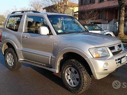 Grigio Usata 2003 Mitsubishi Pajero SUV | 7000 €