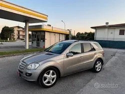 Oro Usata 2007 Mercedes ML320 SUV | 6900 € (Buon prezzo)