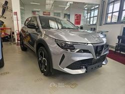 Grigio arese Nuova 2025 Alfa Romeo Junior Edizione Speciale SUV | 28.900 € (Buon prezzo)