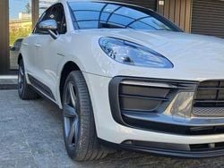 Grigio Usata 2024 Porsche Macan SUV | 85.000 € (Molto cara)