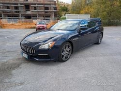 Blu Usata 2016 Maserati Quattroporte GranLusso Tre volumi | 29.900 € (Ottimo prezzo)