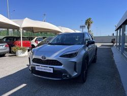 Argento Usata 2022 Toyota Yaris Hybrid SUV | 25.900 € (Cara)