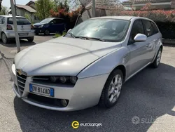 Argento Usata 2009 Alfa Romeo 159 Distinctive Station wagon | 1500 € (Super prezzo)