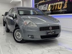 Grigio Usata 2008 Fiat Grande Punto Due volumi | 2200 € (Buon prezzo)