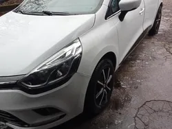 Bianco Usata 2017 Renault Clio IV Life Tre volumi | 8000 € (Buon prezzo)