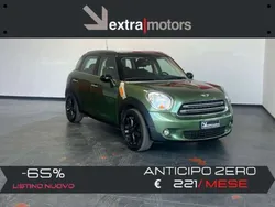 Verde metallizzato Usata 2015 Mini Cooper D Countryman Business SUV | 9500 € (Ottimo prezzo)