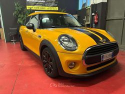 Arancione Usata 2017 Mini Cooper Clubman Hype Station wagon | 9400 € (Cara)