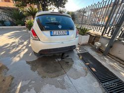 Bianco Usata 2011 Lancia Ypsilon Due volumi | 5000 €
