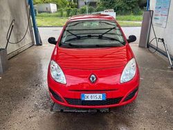 Rosso Usata 2007 Renault Twingo Due volumi | 1500 € (Buon prezzo)