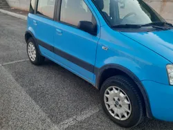 Blu/azzurro Usata 2005 Fiat Panda 4x4 Climbing Due volumi | 4500 € (Buon prezzo)
