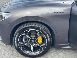 Grigio(met.) Usata 2021 Alfa Romeo Stelvio Veloce SUV | 28.300 € (Ottimo prezzo)