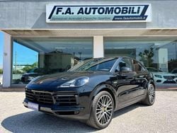 Nero Usata 2023 Porsche Cayenne Platinum Edition SUV | 85.000 € (Buon prezzo)