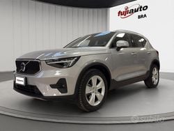 Grigio Usata 2022 Volvo XC40 Core SUV | 23.900 € (Super prezzo)