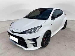 Bianco Usata 2021 Toyota Yaris Tre volumi | 38.000 € (Buon prezzo)