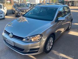 Grigio Usata 2016 VW Golf VII Comfortline Tre volumi | 10.999 € (Super prezzo)