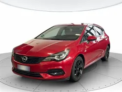 Rosso Usata 2019 Opel Astra Ultimate | 12.900 € (Buon prezzo)