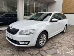 Bianco Usata 2016 Skoda Octavia G-TEC Executive Station wagon | 10.400 € (Buon prezzo)