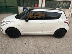 Bianco Usata 2017 Suzuki Swift Due volumi | 7000 €