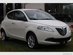 Bianco Usata 2013 Lancia Ypsilon Platinum Due volumi | 5800 € (Buon prezzo)
