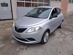 Argento Usata 2017 Lancia Ypsilon Gold Due volumi | 7900 € (Buon prezzo)