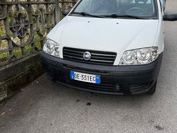 Bianco Usata 2006 Fiat Punto Tre volumi | 2500 €