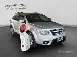 Grigio Usata 2014 Fiat Freemont Lounge SUV | 8990 € (Buon prezzo)