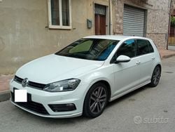 Bianco Usata 2017 VW Golf VII R-line Tre volumi | 14.500 € (Buon prezzo)