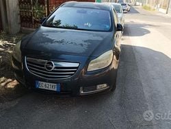 Usata 2011 Opel Insignia Tre volumi | 1500 € (Buon prezzo)