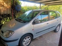 Grigio Usata 2001 Renault Scénic Monovolume | 2500 € (Cara)