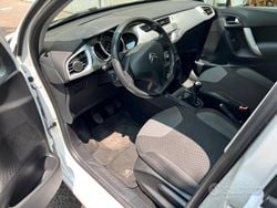 Bianco Usata 2012 Citroën C3 Due volumi | 3950 € (Buon prezzo)