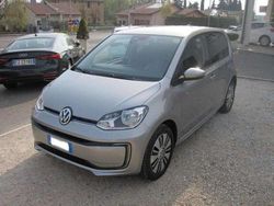 Argento Usata 2018 VW e-up! Due volumi | 12.000 € (Molto cara)