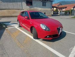 Rosso Usata 2019 Alfa Romeo Giulietta Due volumi | 15.000 € (Buon prezzo)