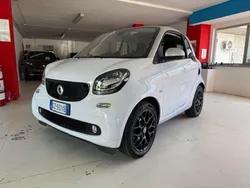 Cristal white +tridion argento Usata 2019 Smart ForTwo Coupé Due volumi | 17.490 € (Buon prezzo)