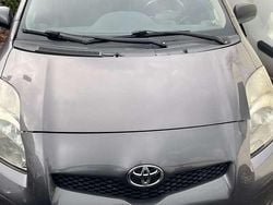 Usata 2009 Toyota Yaris Due volumi | 3500 €