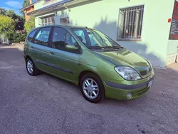 Verde Usata 2001 Renault Scénic Monovolume | 1350 € (Buon prezzo)