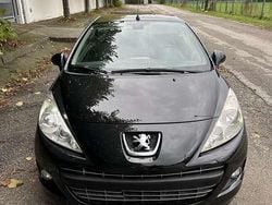 Usata 2011 Peugeot 207 CC Cabrio | 4100 € (Ottimo prezzo)
