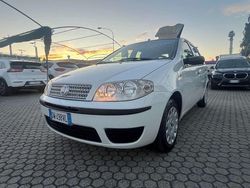 Bianco Usata 2009 Fiat Punto Active Tre volumi | 2990 € (Buon prezzo)