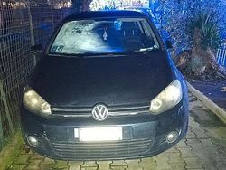 Verde Usata 2011 VW Golf VI Due volumi | 4000 €