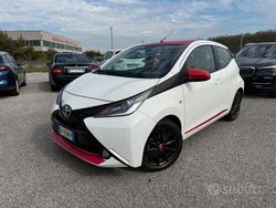 Bianco Usata 2015 Toyota Aygo X-play Due volumi | 6900 € (Buon prezzo)